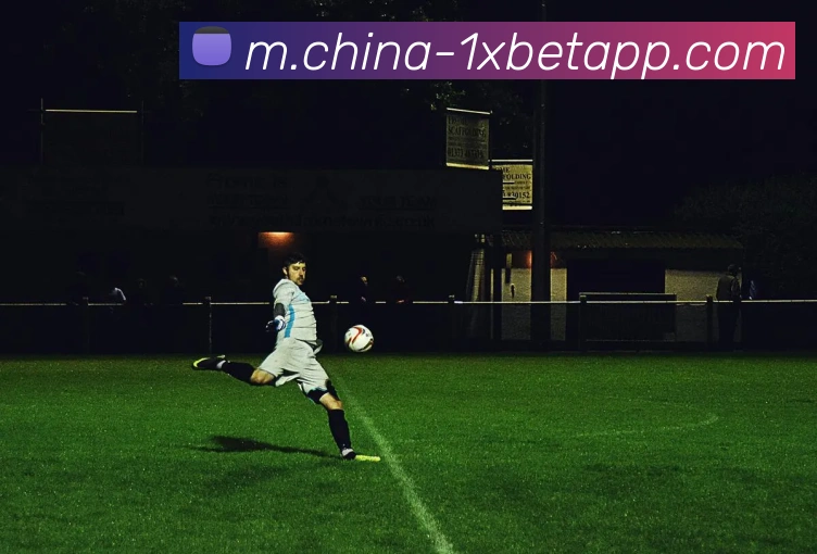克洛尼高效表现32分钟内砍下22分5篮板三分球命中率惊人